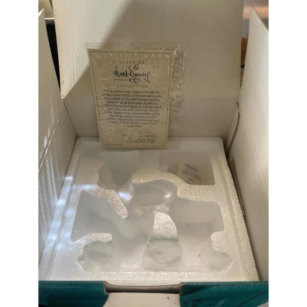 WDCC Walt Disney Classics Collection Bambi Purty Flower with COA & Box - Picture 8 of 8
